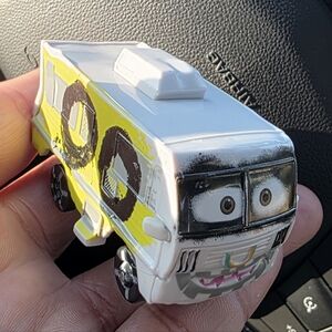 Disney Pixar Cars 3 ARVY Deluxe #00 LOOSE Thunder Hollow Crazy 8 Diecast 1:55